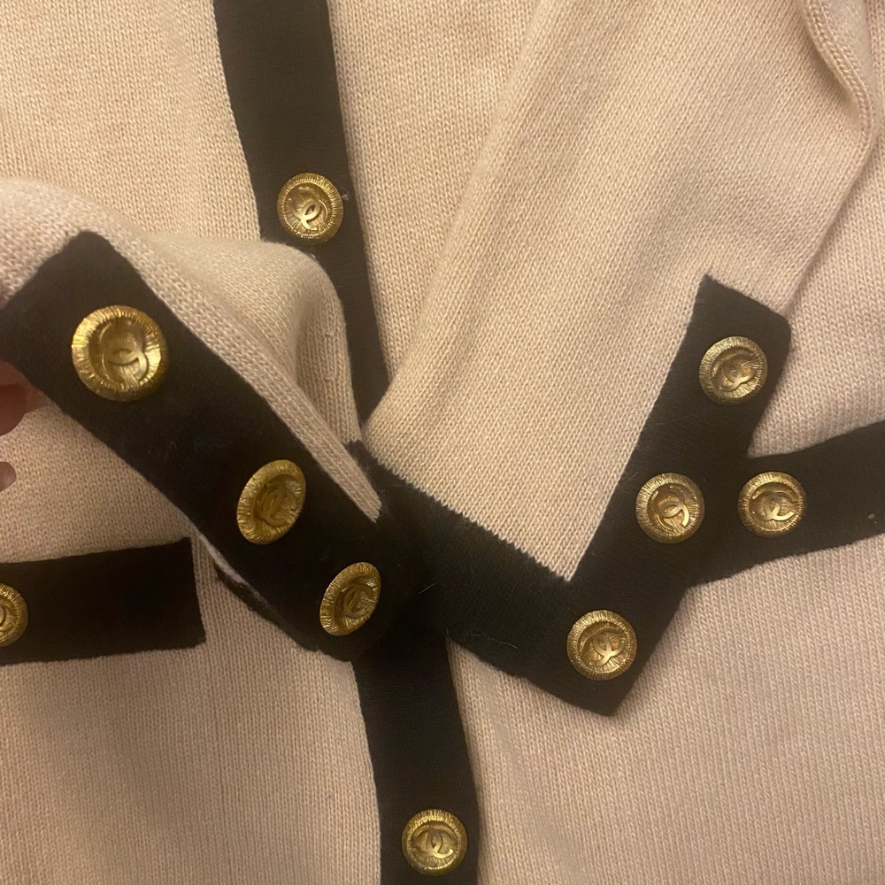 Vintage CHANEL maxi sweater dress - Picture 6 of 16